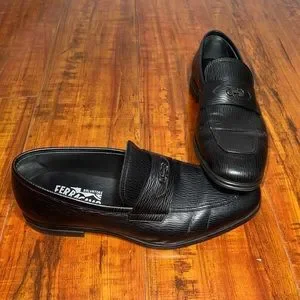 Salvatore Ferragamo | Shoes | Authentic Salvatore Ferragamo  display picture 2
